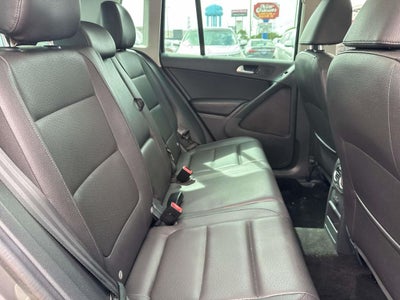 2016 Volkswagen Tiguan SE