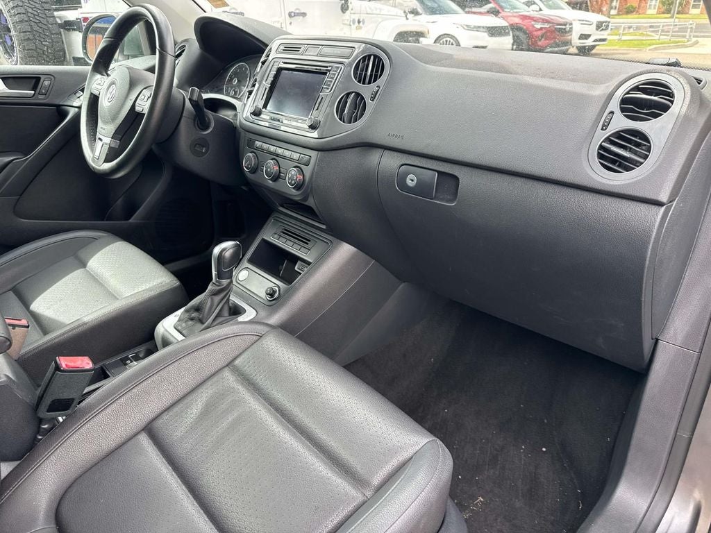 2016 Volkswagen Tiguan SE