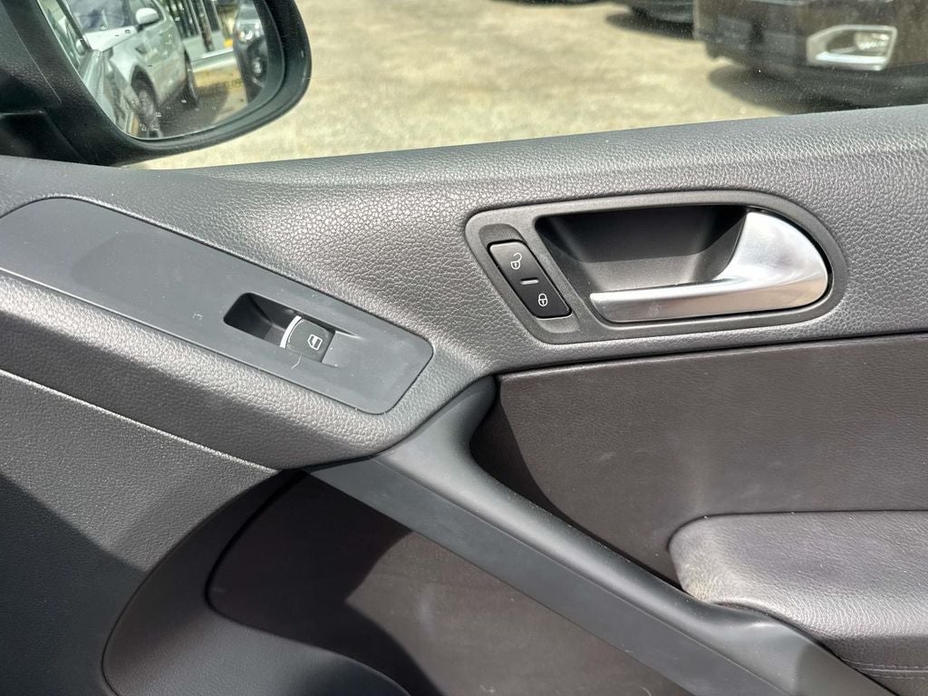 2016 Volkswagen Tiguan SE