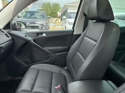 2016 Volkswagen Tiguan SE