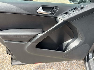 2016 Volkswagen Tiguan SE