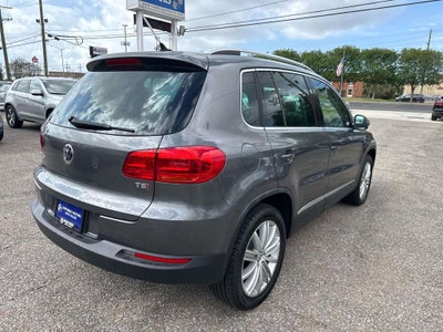 2016 Volkswagen Tiguan SE