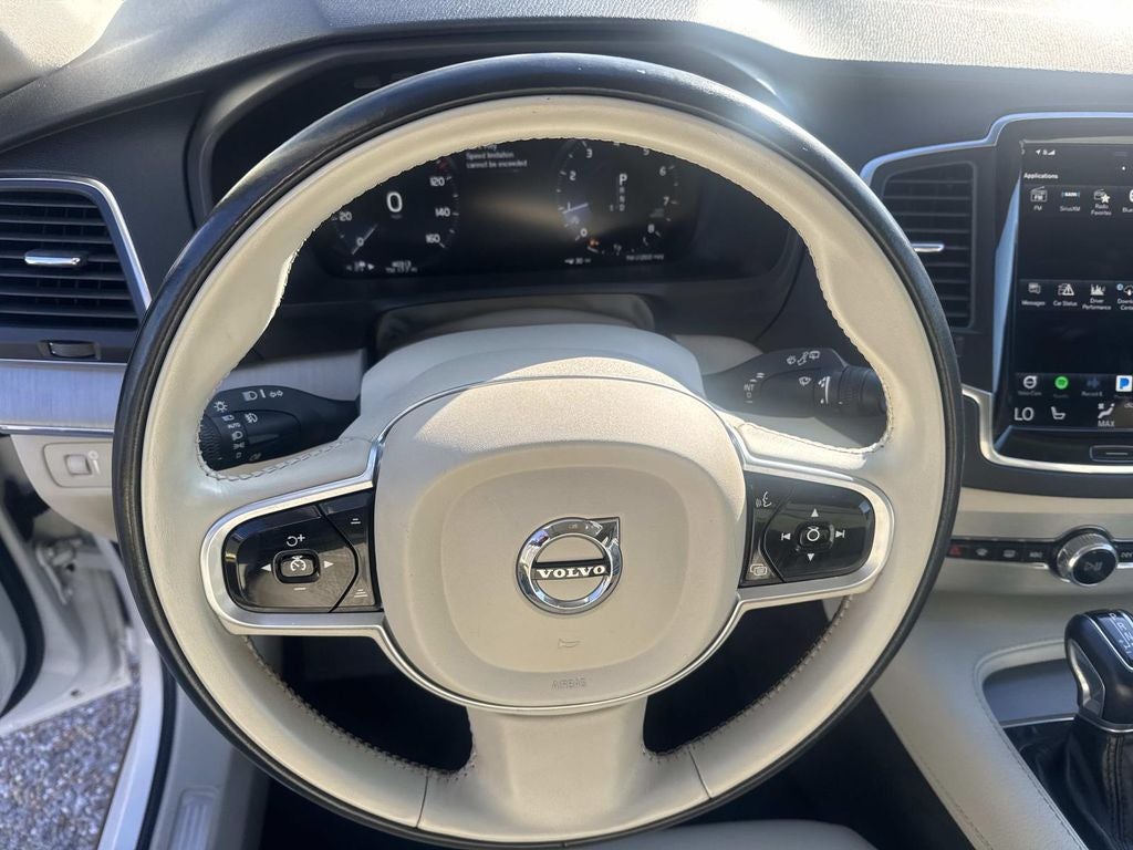 2021 Volvo XC90 T5 Momentum