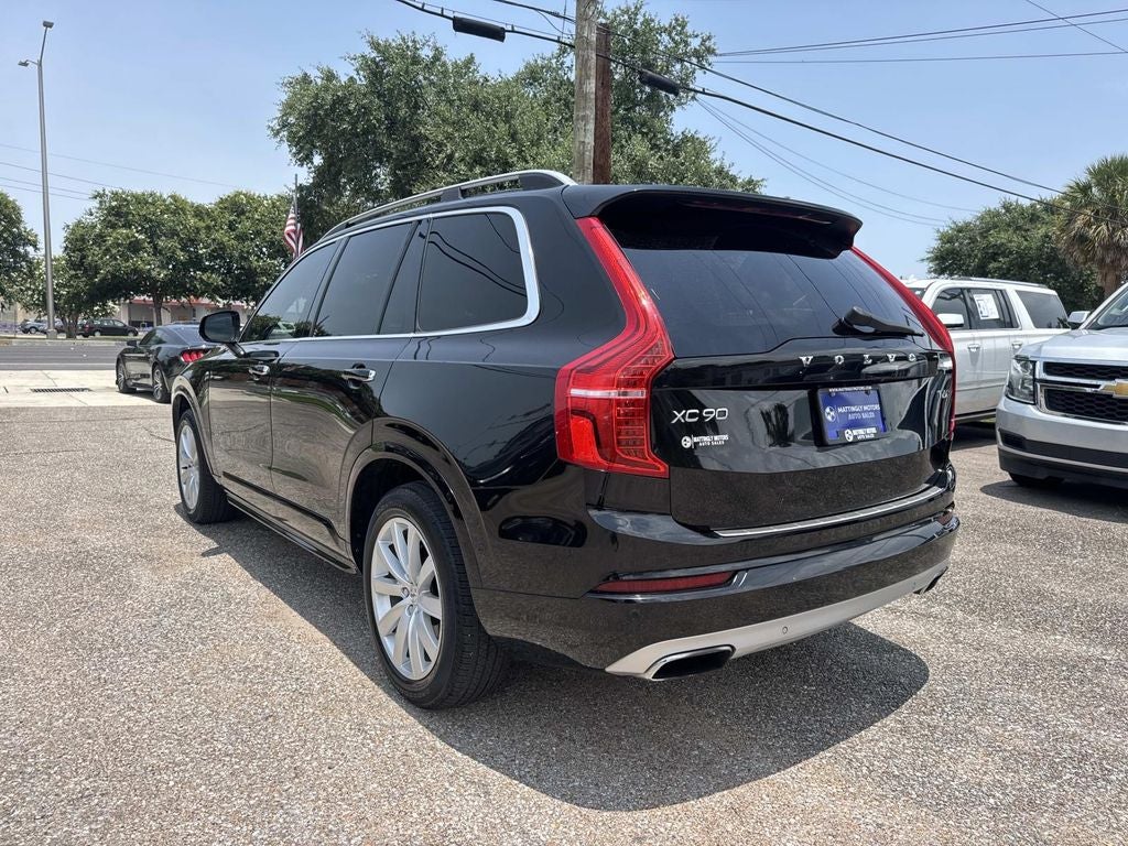 2017 Volvo XC90 T6 Momentum