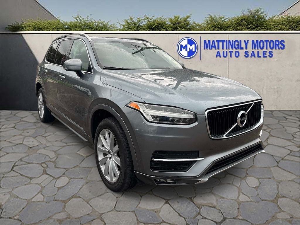 2018 Volvo XC90 T6 Momentum