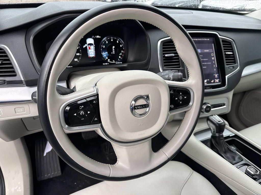2018 Volvo XC90 T6 Momentum