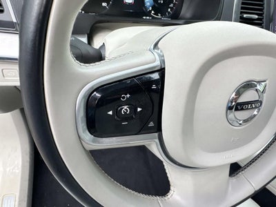 2018 Volvo XC90 T6 Momentum