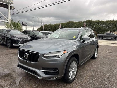 2018 Volvo XC90 T6 Momentum