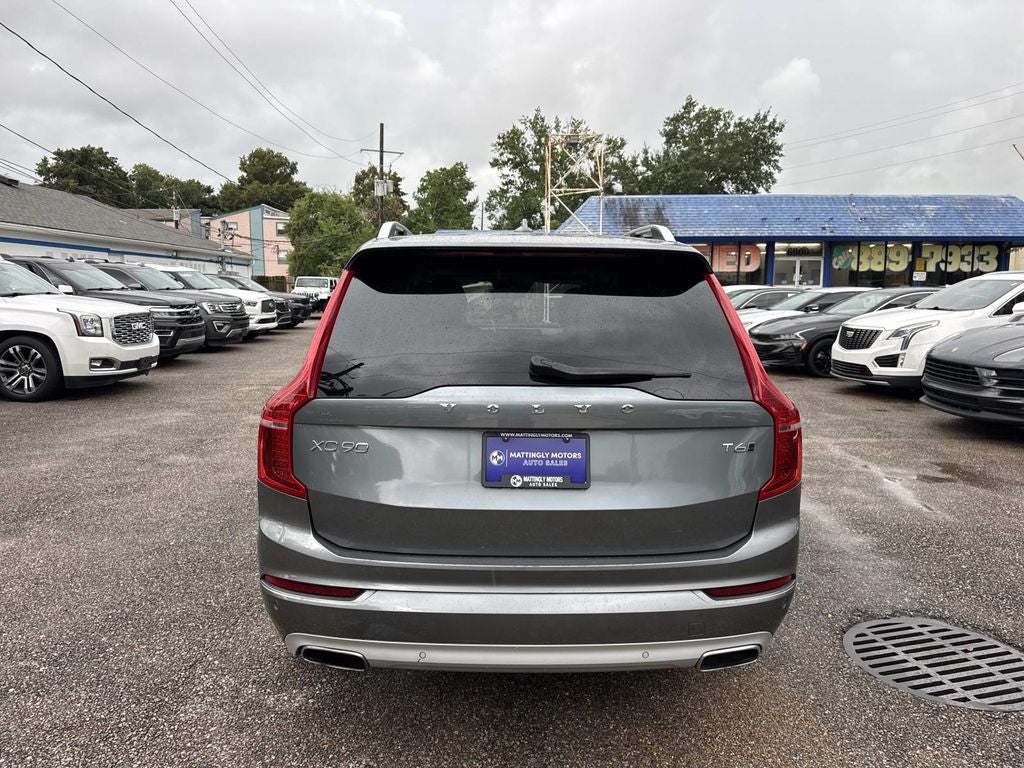 2018 Volvo XC90 T6 Momentum