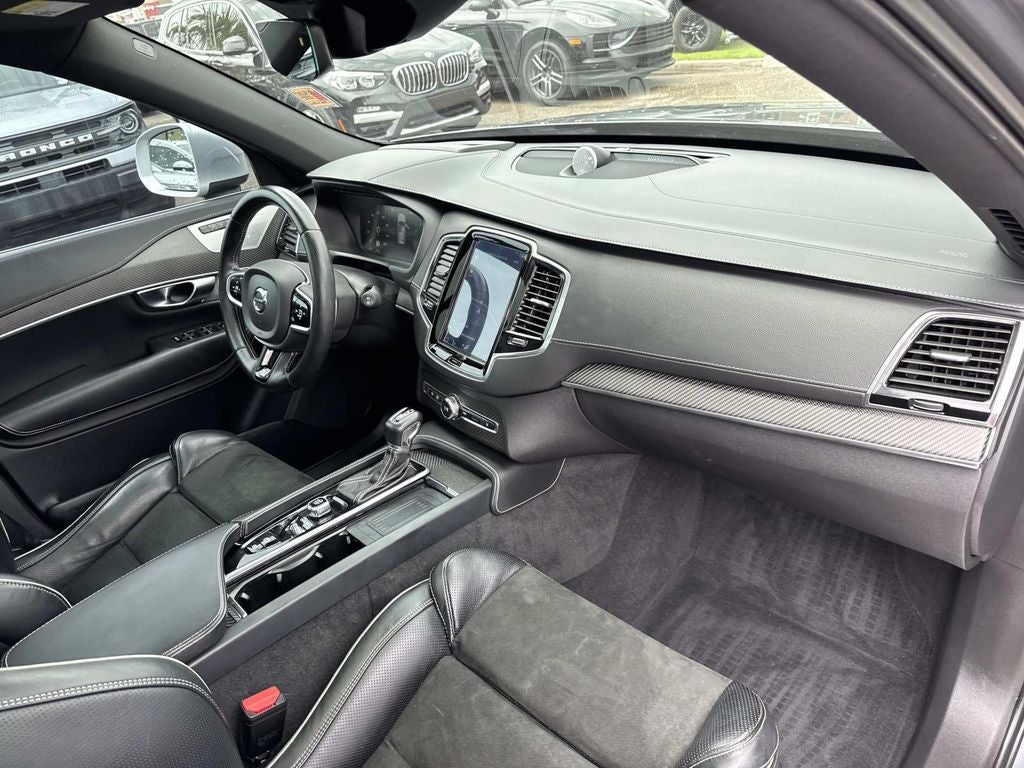 2019 Volvo XC90 T6 R-Design