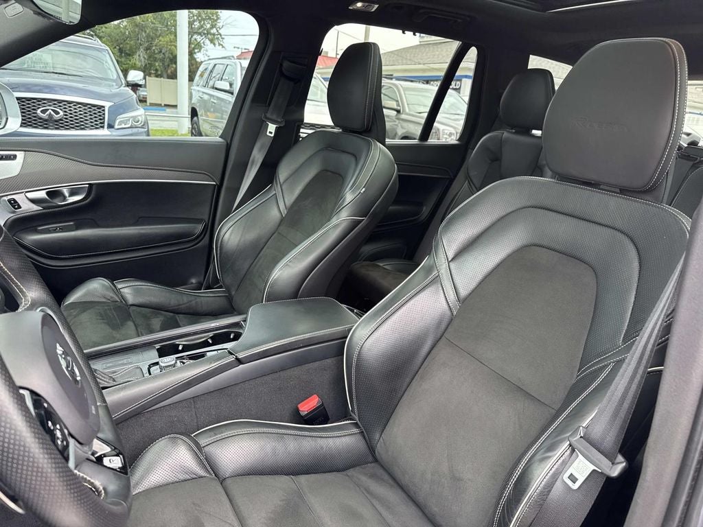 2019 Volvo XC90 T6 R-Design