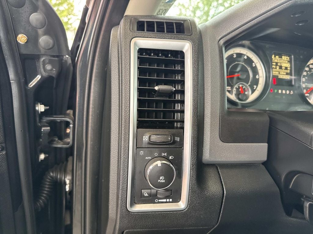 2016 RAM 1500 Big Horn