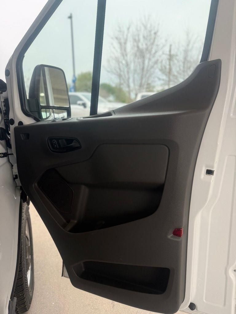 2025 Ford Transit-250 Base MID ROOF