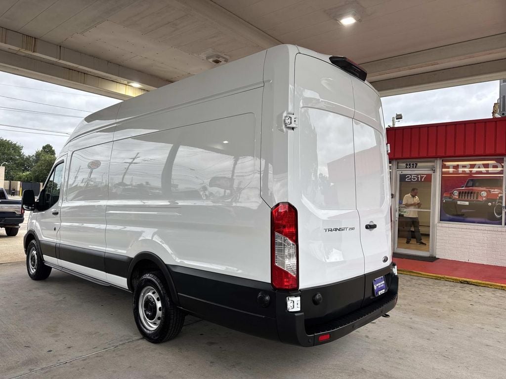2024 Ford Transit-250 Base