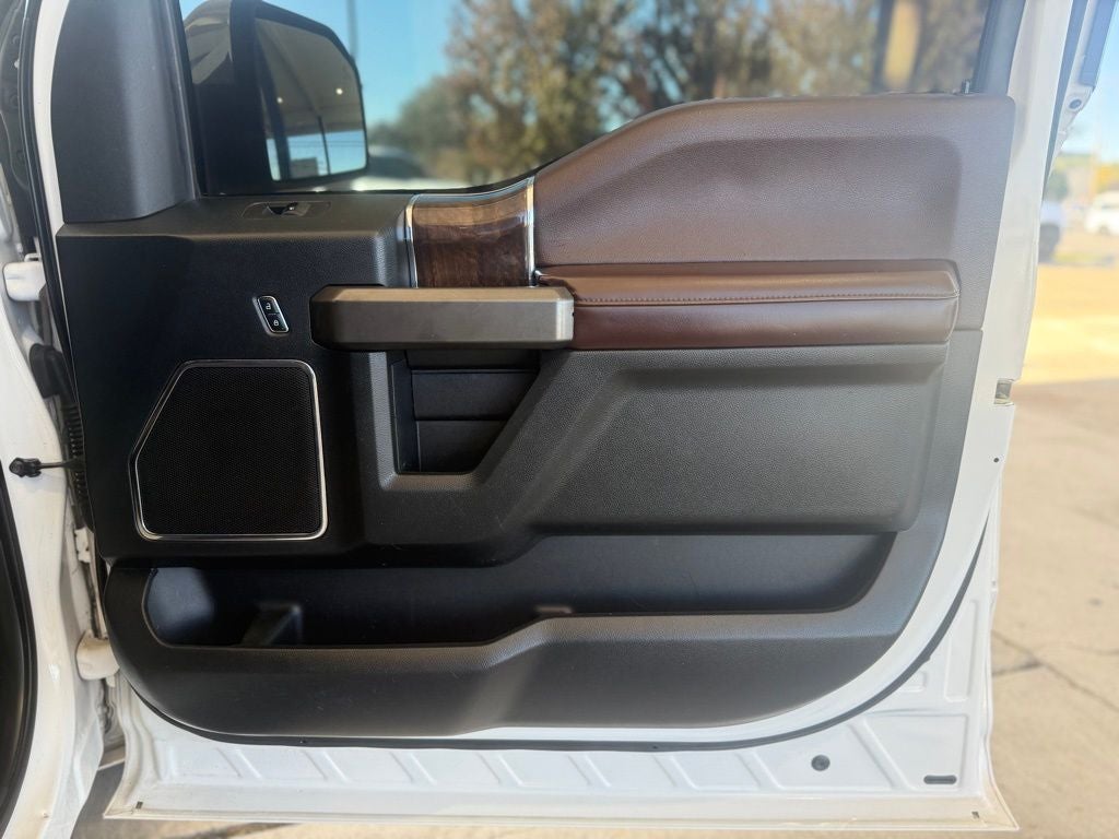 2015 Ford F-150 Platinum