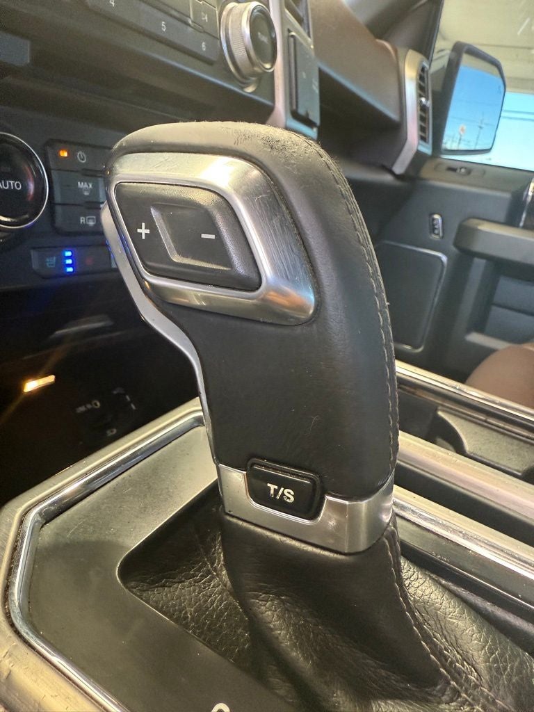 2015 Ford F-150 Platinum