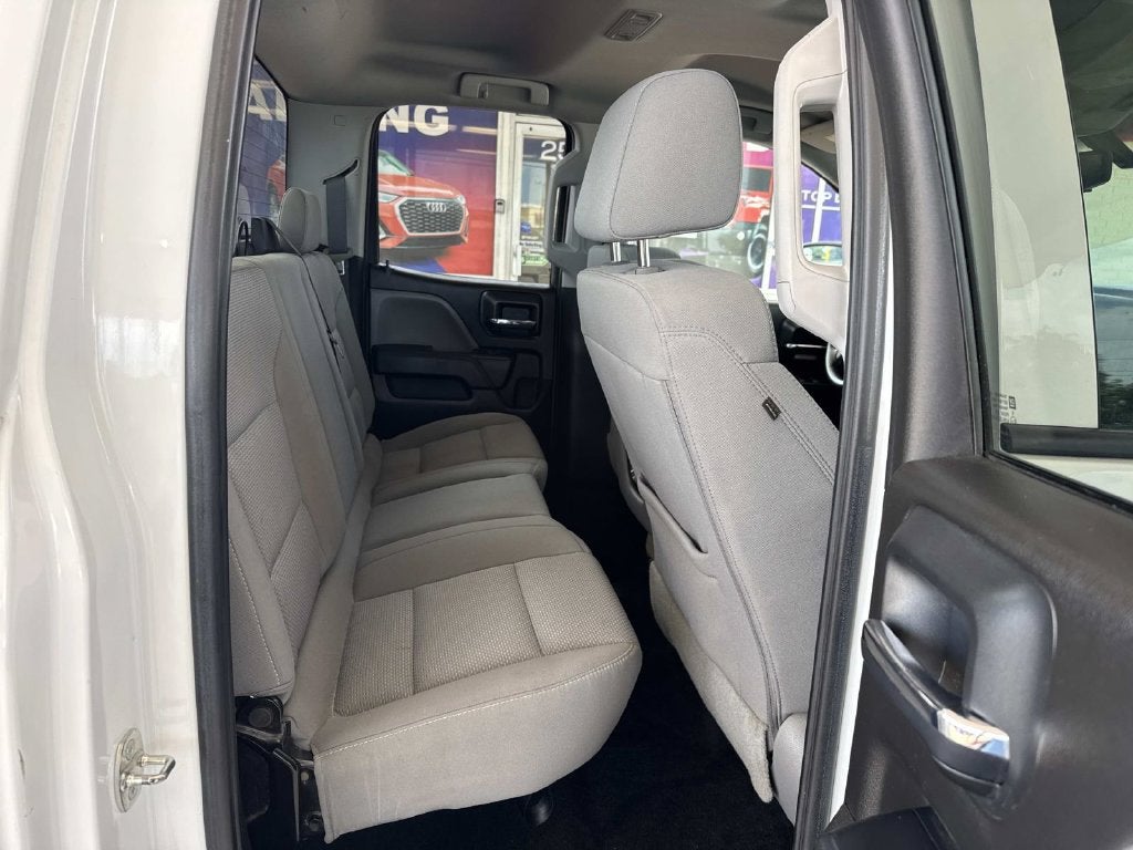 2018 Chevrolet Silverado 1500 Custom
