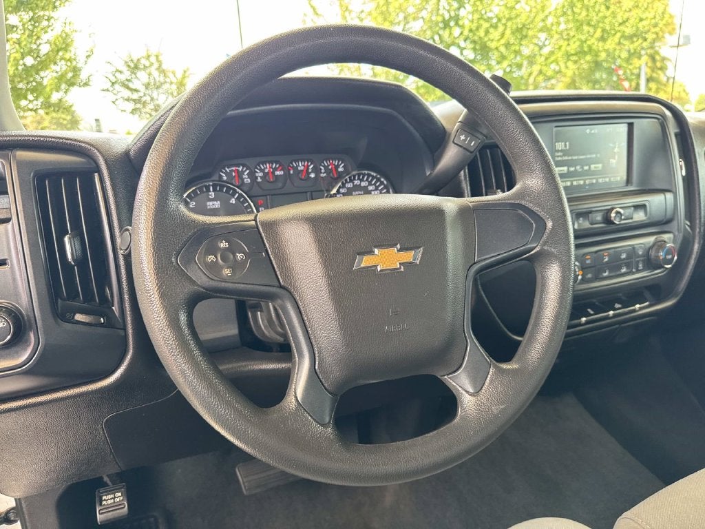 2018 Chevrolet Silverado 1500 Custom