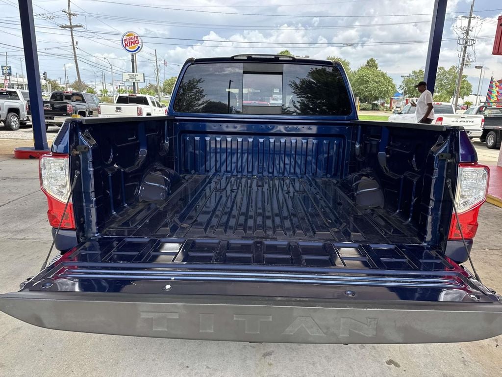 2021 Nissan Titan SV