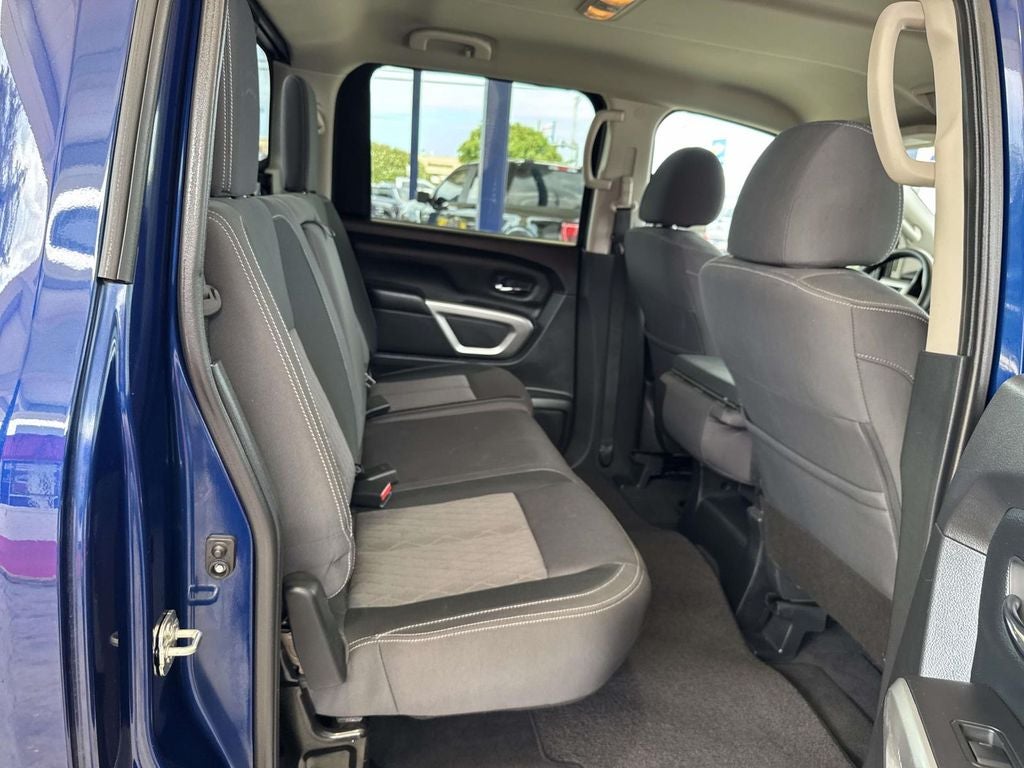 2021 Nissan Titan SV