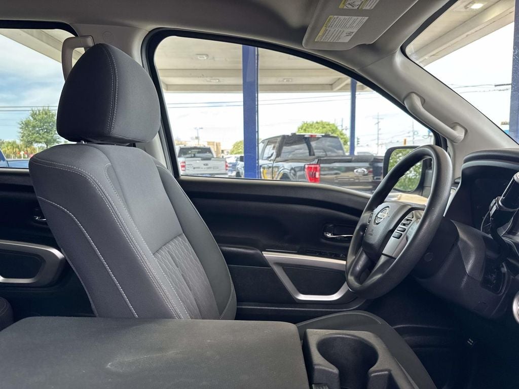 2021 Nissan Titan SV