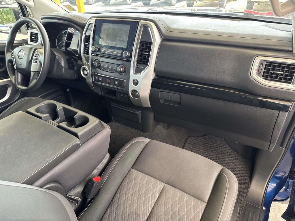2021 Nissan Titan SV