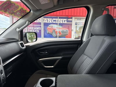 2021 Nissan Titan SV