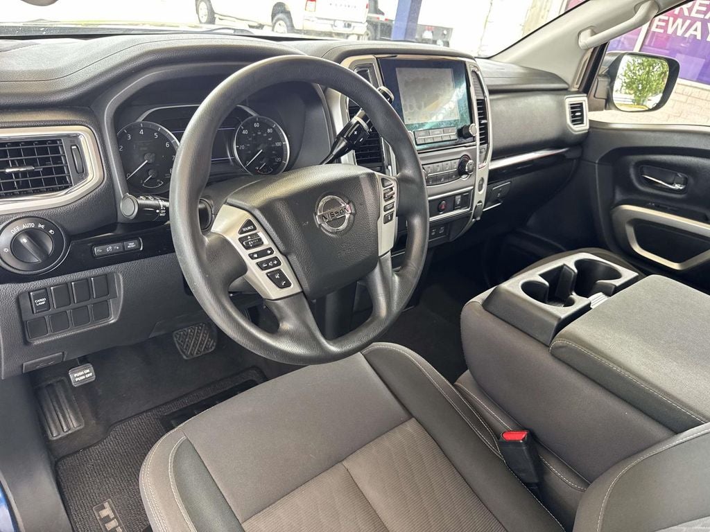 2021 Nissan Titan SV