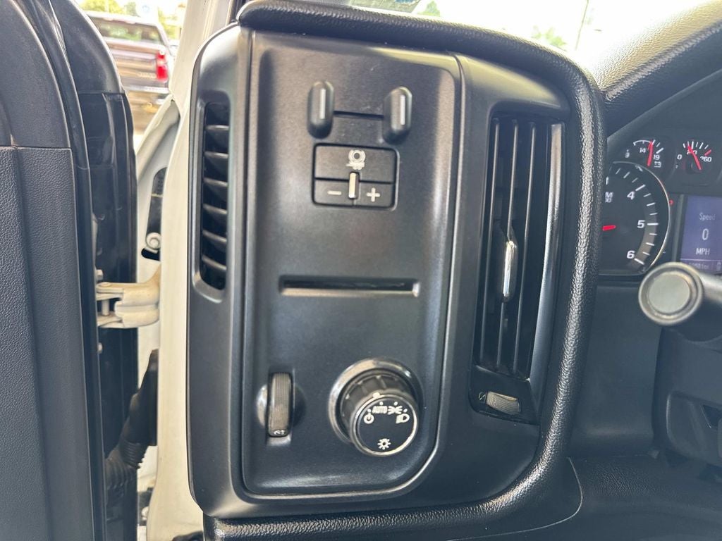 2018 Chevrolet Silverado 1500 WT