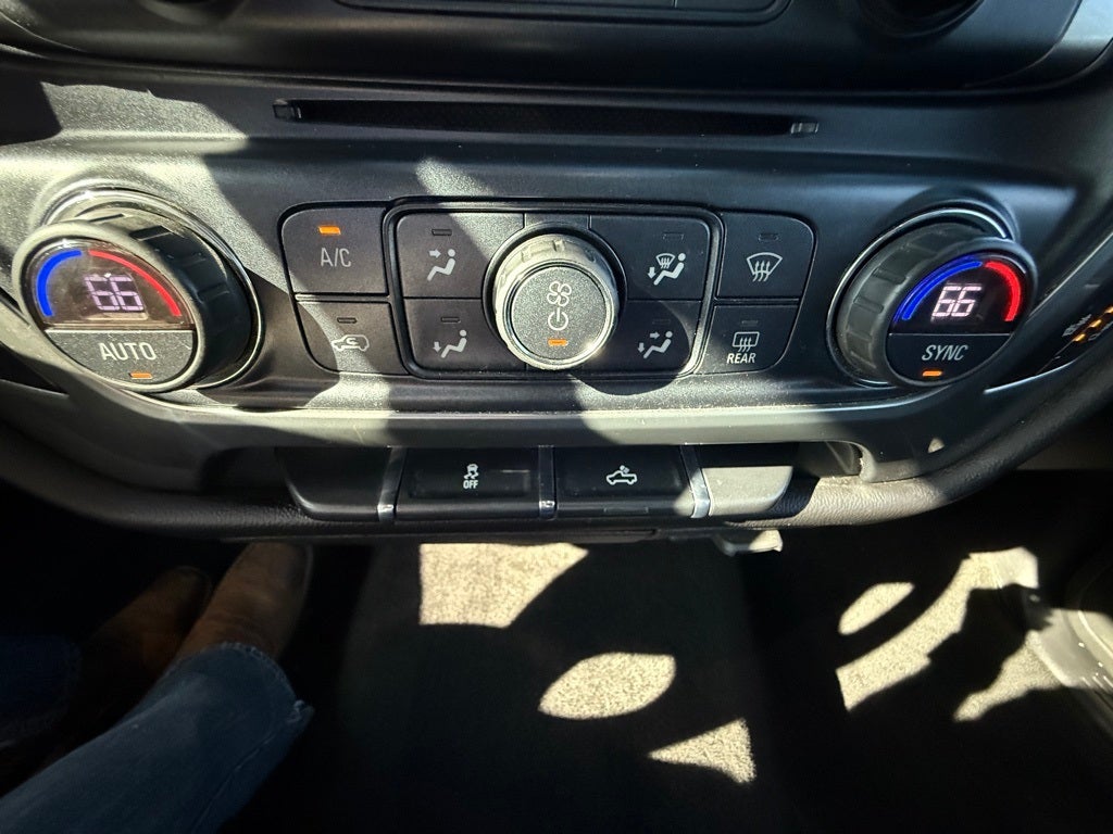 2018 Chevrolet Silverado 1500 LT LT1