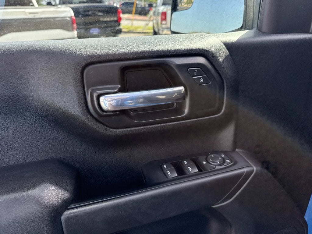 2022 Chevrolet Silverado 1500 Custom Trail Boss