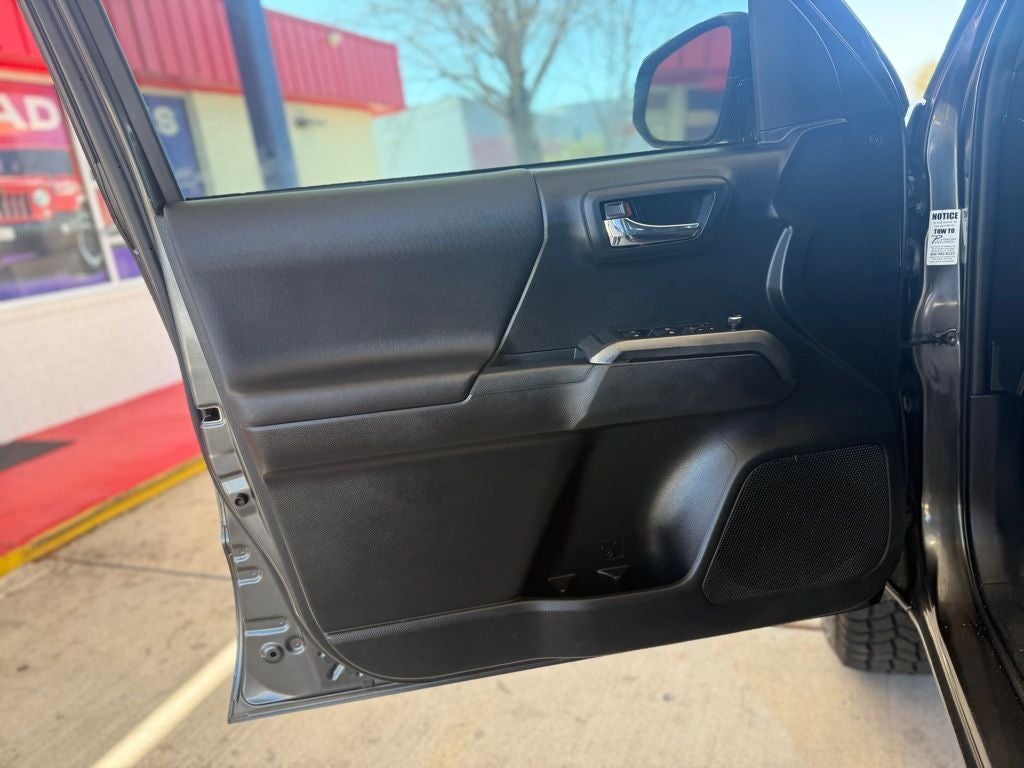 2016 Toyota Tacoma TRD Sport