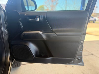 2016 Toyota Tacoma TRD Sport